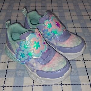 S Sport By Sketchers Light Up Toddler Sneakers Size 9. Only worn once